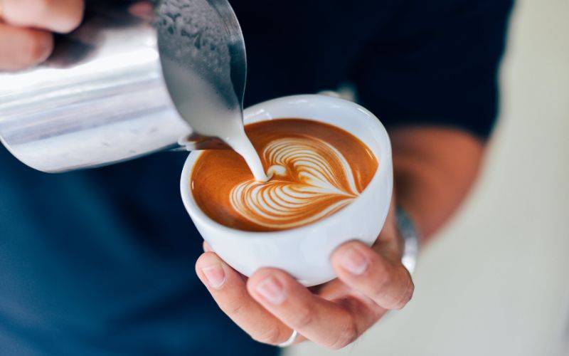 How to Make Latte Art Like a Pro A StepbyStep Guide Veneziano